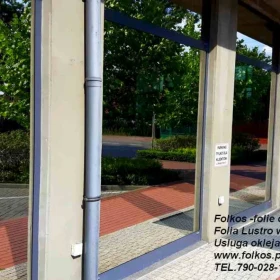 Folia na okna w mieszkaniu na parterze- Lustro weneckie , Aby nikt nie zaglądał Ci do mieszkania , oklejanie szyb Warszawa TEL.790-028-159