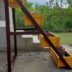 Kwietnik Stojak na Kwiaty Stojący Drewniany 4-Poziomowy