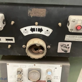 Automatyczna frezarka do wczepów, szprosów OMGA TI88