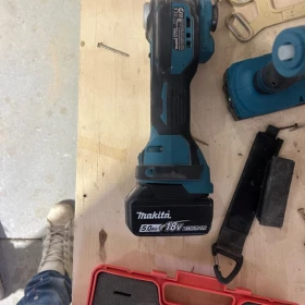 Narzędzie wielofunkcyjne Makita DTM52