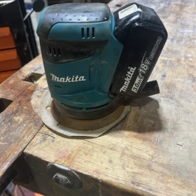 Akumulatorowa szlifierka mimośrodowa Makita DBO180Z