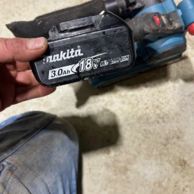 Bezprzewodowa szlifierka taśmowa Erbauer EBS18-Li 3" 18V Li-Ion EXT