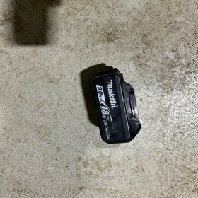 Młotowiertarka Makita DHR241