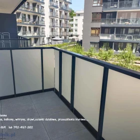 Oklejamy balkony Warszawa - folia prywatyzująca na balkon Białołęka -Płużnicka, Ceramiczna, Odkryta, Mehoffera, Jagiellońska, Modlińska, Mysliborska..