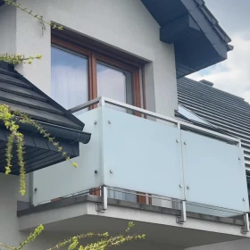 Konstrukcje Stalowe Bramy, Balustrady, Balkony
