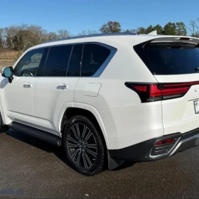 For Sale : Lexus LX600 Signature 2023 GCC Specs