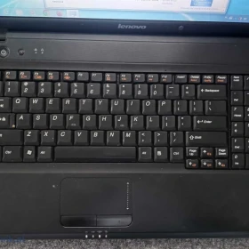 Lenovo G550 15,6 LED Intel Core2Duo T9600 2x2,8GHz 4GBRAM 750GB HDD SATA/NVidia GeForce G210 SUPER STAN SPRAWNY