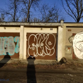 Sprzedam garaż murowany