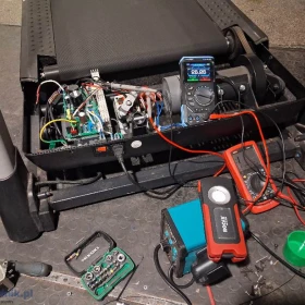 POJAZDY ELEKTRYCZNE Serwis naprawa skuterów inwalidzkich shoprider i wózków,rotorów, Mobilnie.