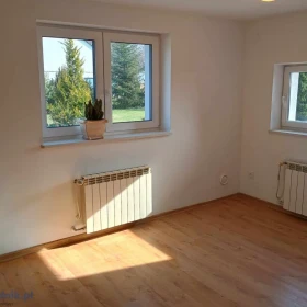 Wynajmę kawalerkę 45m2 z ogródkiem w dzielnicy Kiedrzyn, dwa pokoje Częstochowa