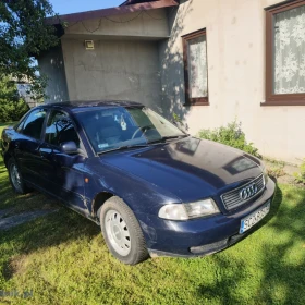 Audi A4 1,8 benzyna z 1998