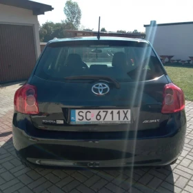 Samochód osobowy Toyota Auris