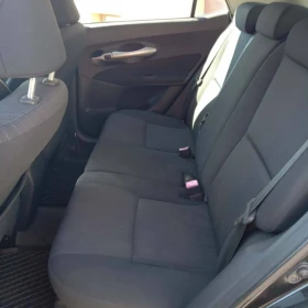 Samochód osobowy Toyota Auris
