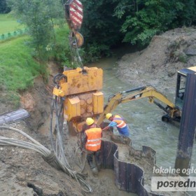 Używany wibromłot PVE 2312 VM do pracy na dźwigu